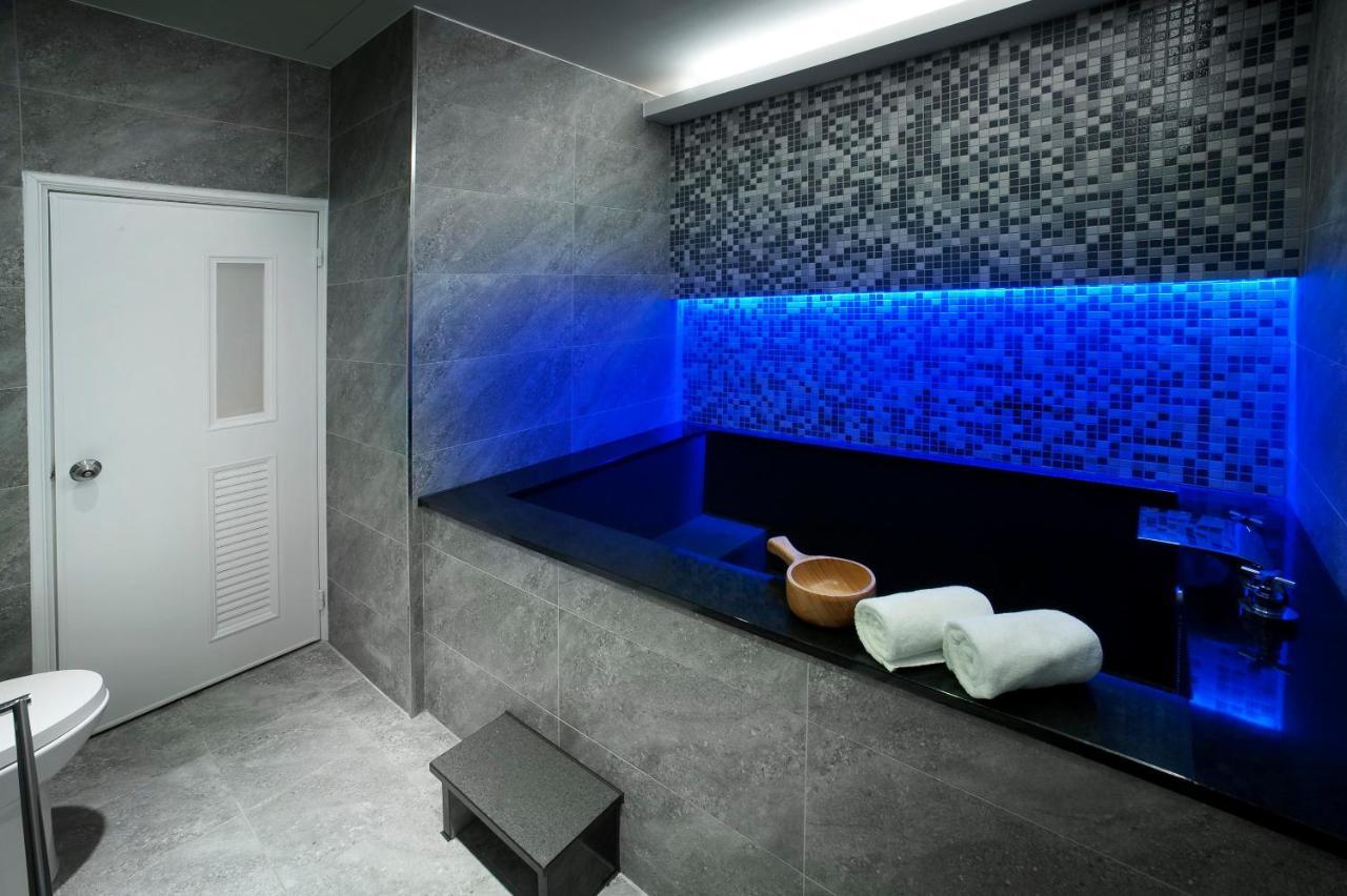 Two Fukun Hotel Jiaoxi Luaran gambar